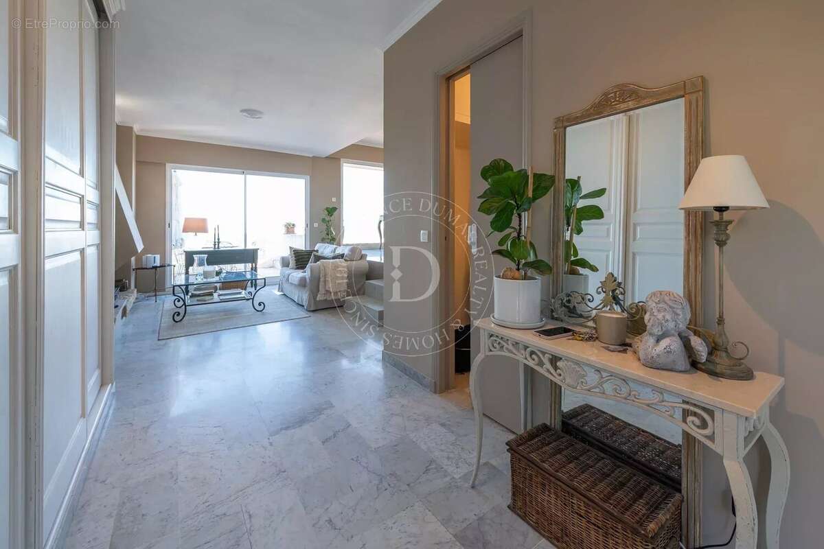 Appartement à VILLEFRANCHE-SUR-MER