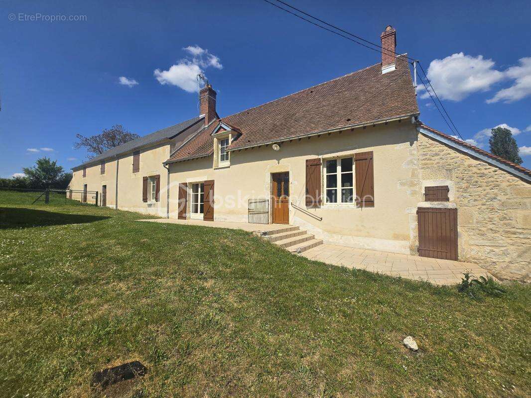 Maison à SAINT-AUBIN-LES-FORGES
