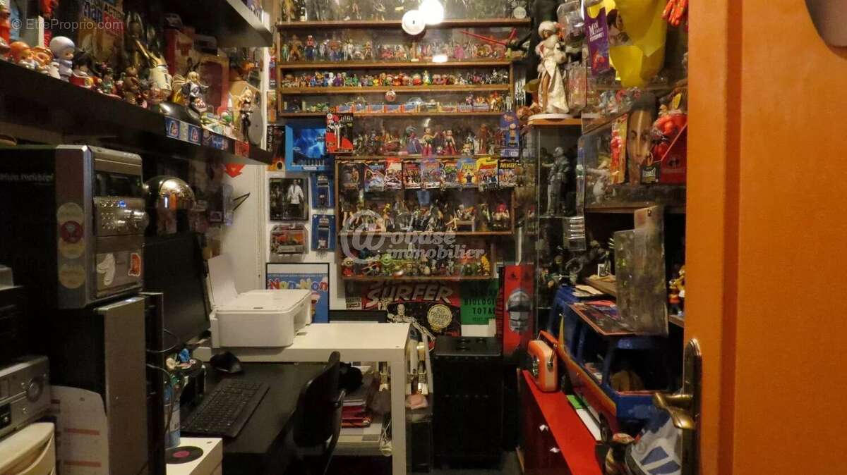 Appartement à MARSEILLE-3E