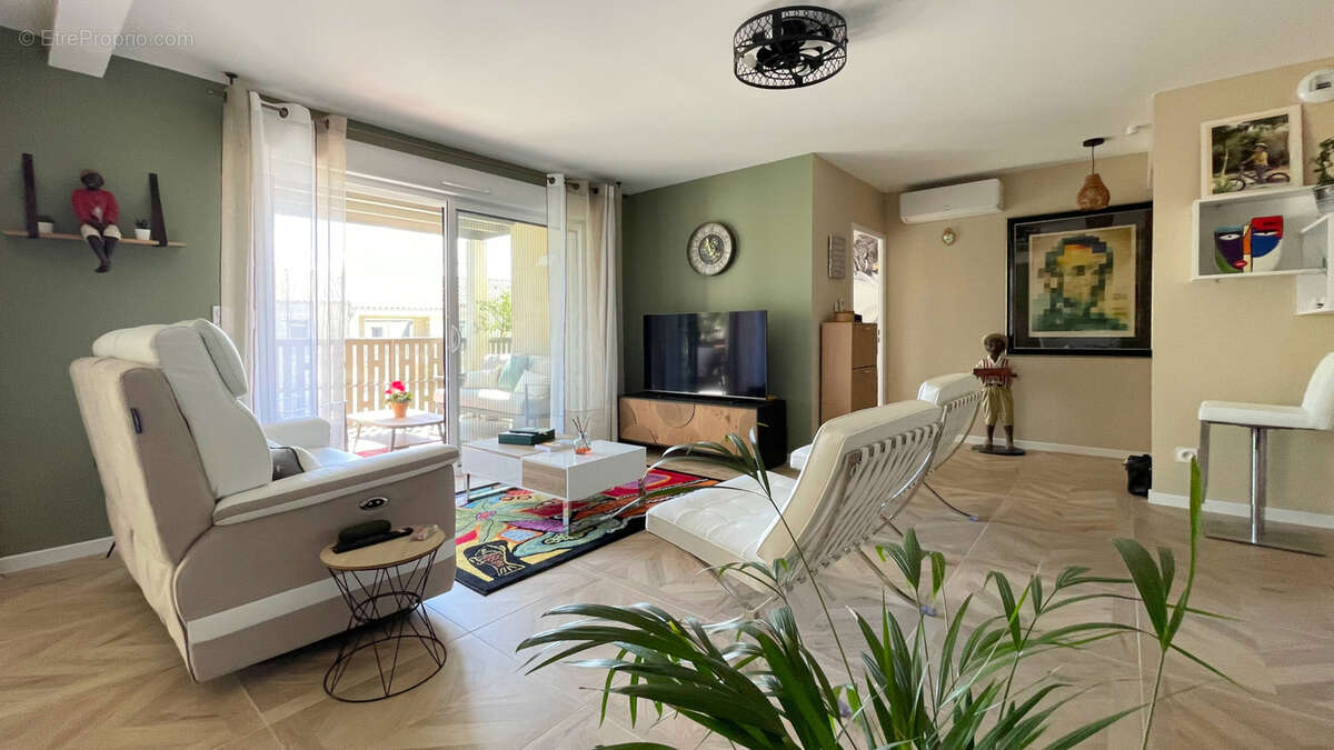 Appartement à UZES
