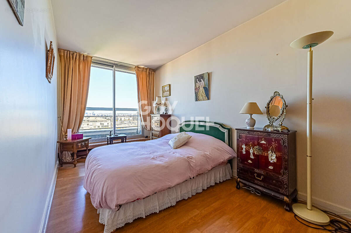 Appartement à PARIS-12E