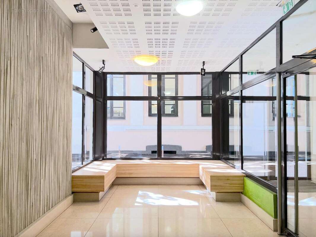   - Appartement à LYON-3E