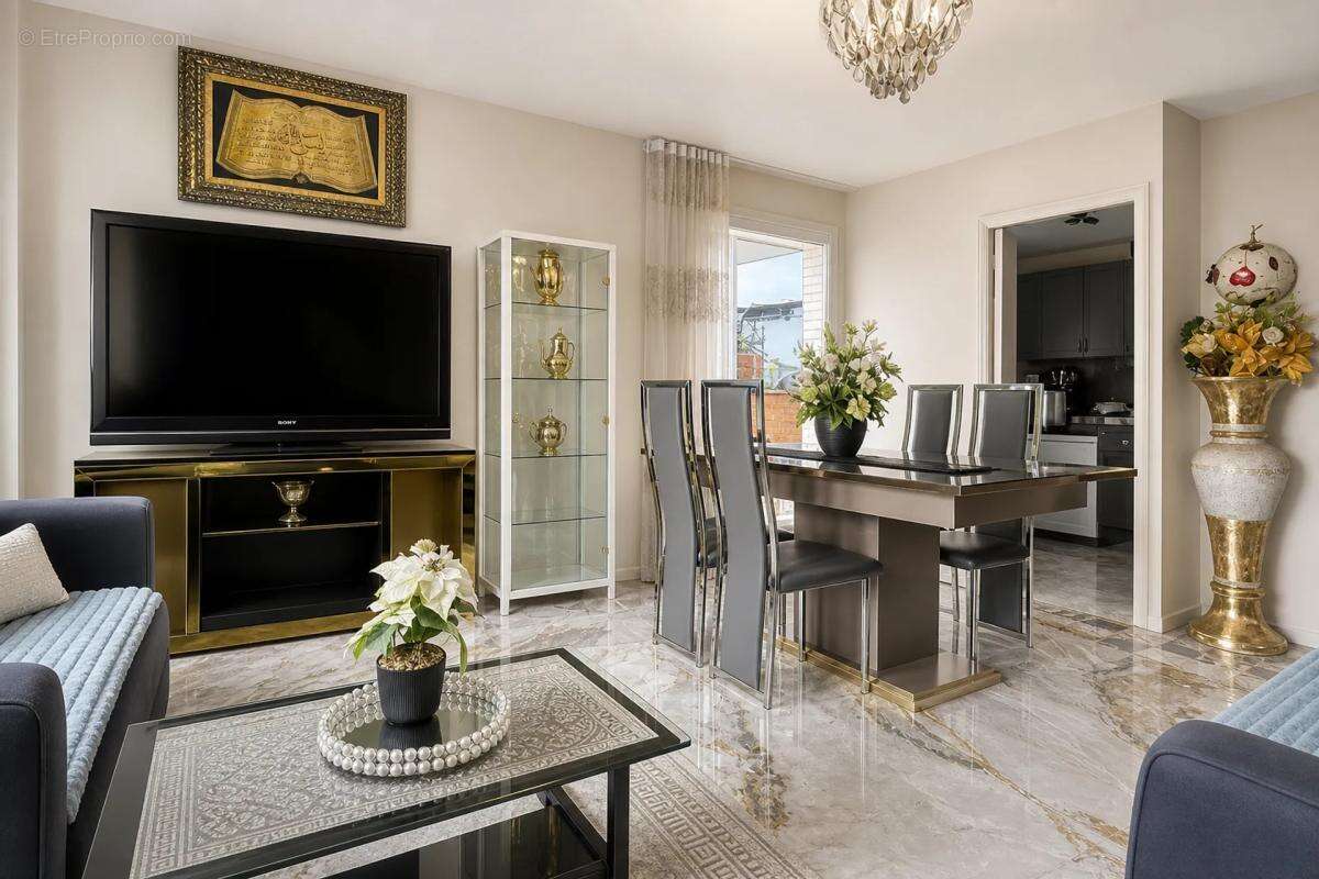 Appartement à VIGNEUX-SUR-SEINE