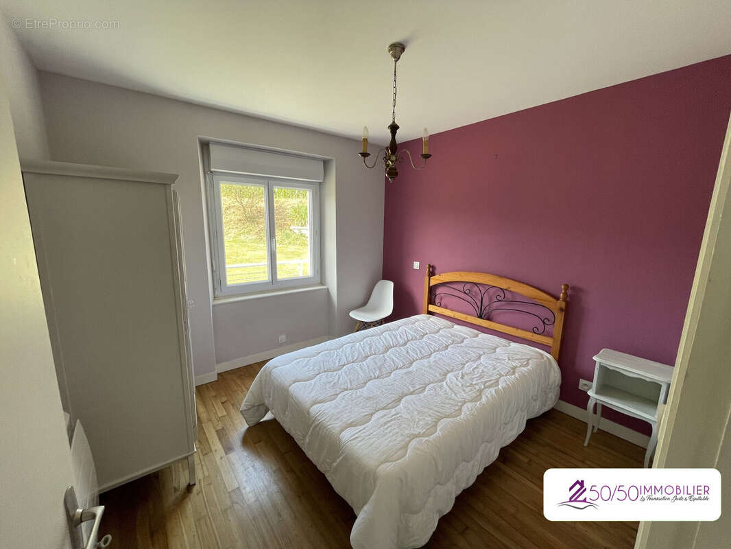 Maison à PLOUNEVEZ-LOCHRIST