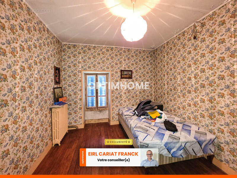 Maison à SAINT-ETIENNE-DE-FURSAC