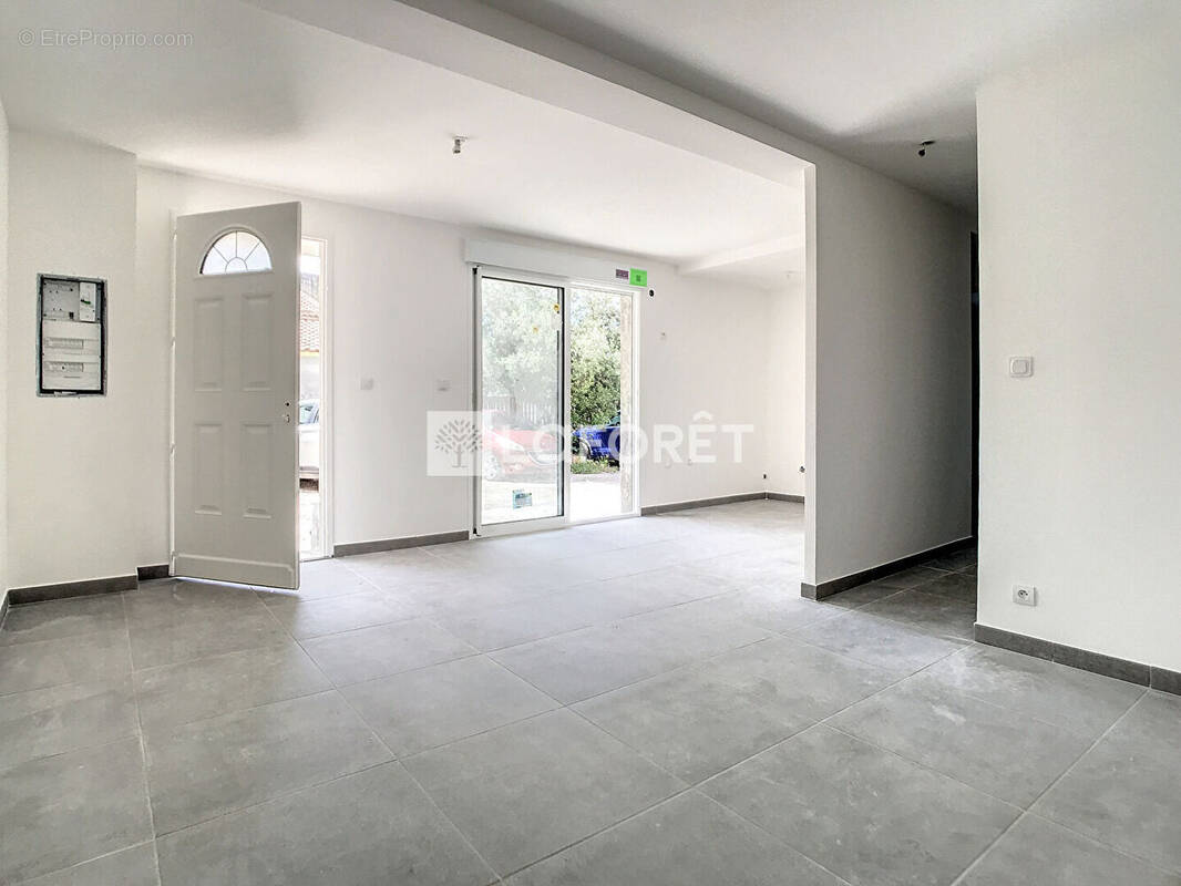 Appartement à VITROLLES