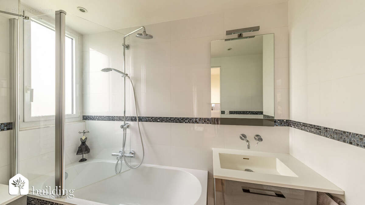 Sablons - 4 pièces - 84,30 m² avec 16 m² de balcons - photo 10