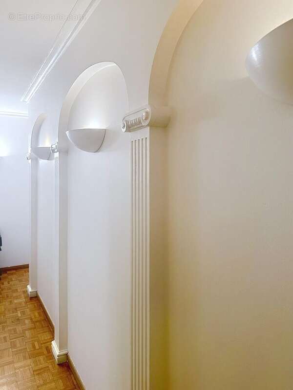 Photo 6 - Appartement à MARSEILLE-5E
