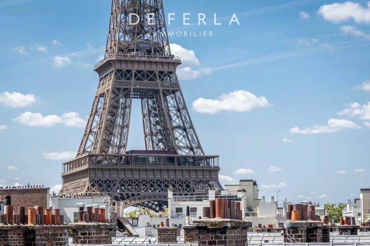 Appartement à PARIS-7E