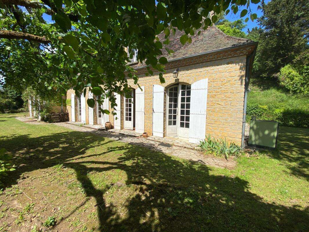 Maison à LE BUGUE