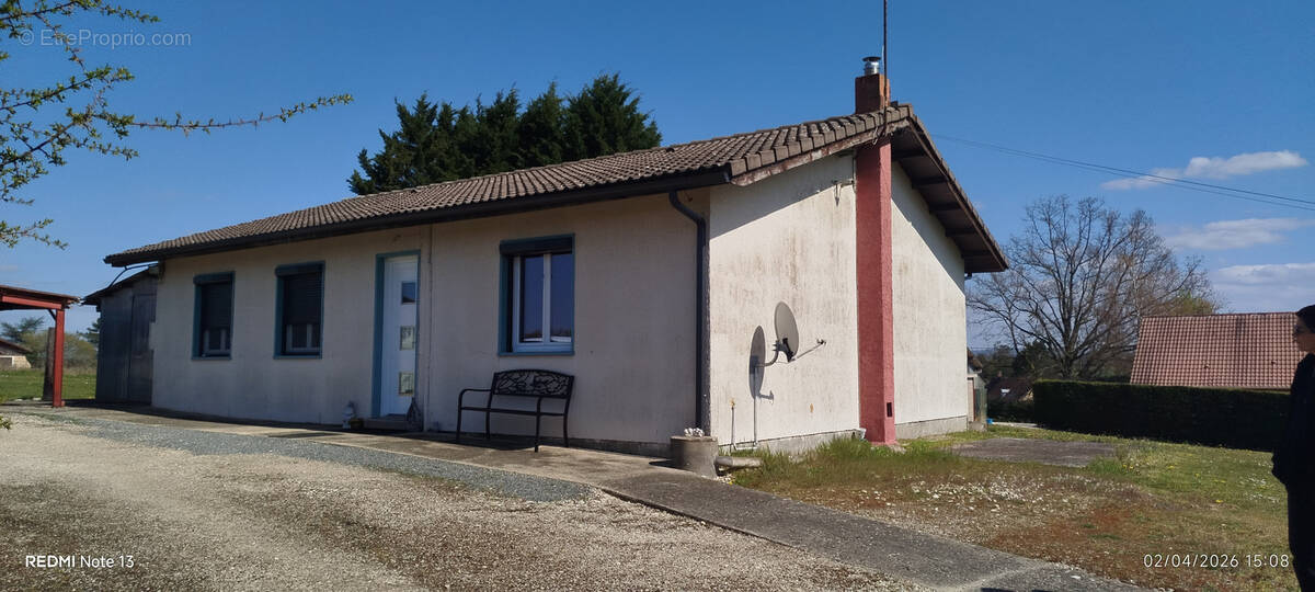 Maison à MONTPONT-EN-BRESSE