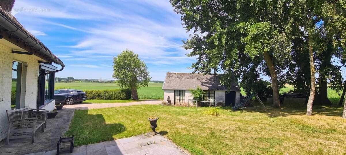 Maison 124 m² à Ebblinghem  - photo 2