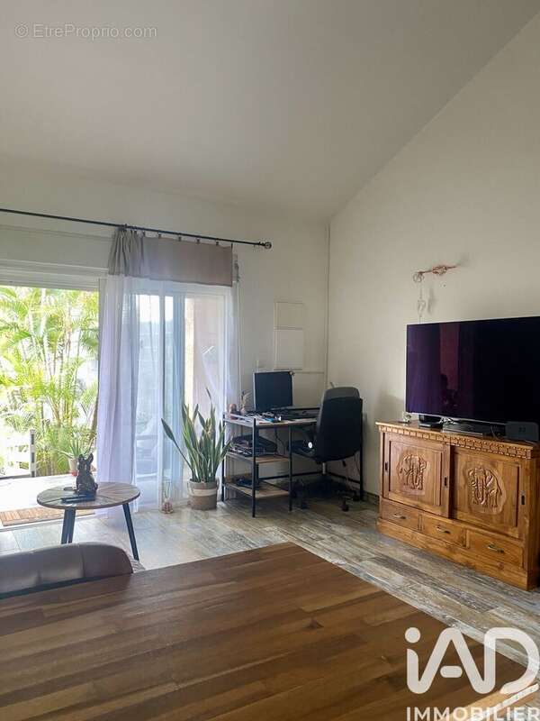 Photo 2 - Maison à LE TAMPON