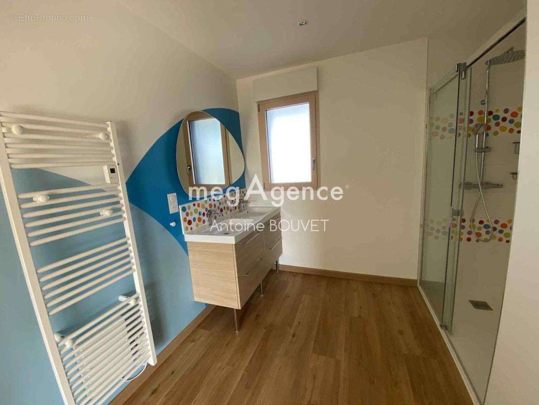 Pavillon 7 pieces - 6 chambres - garage - jardin - photo 5