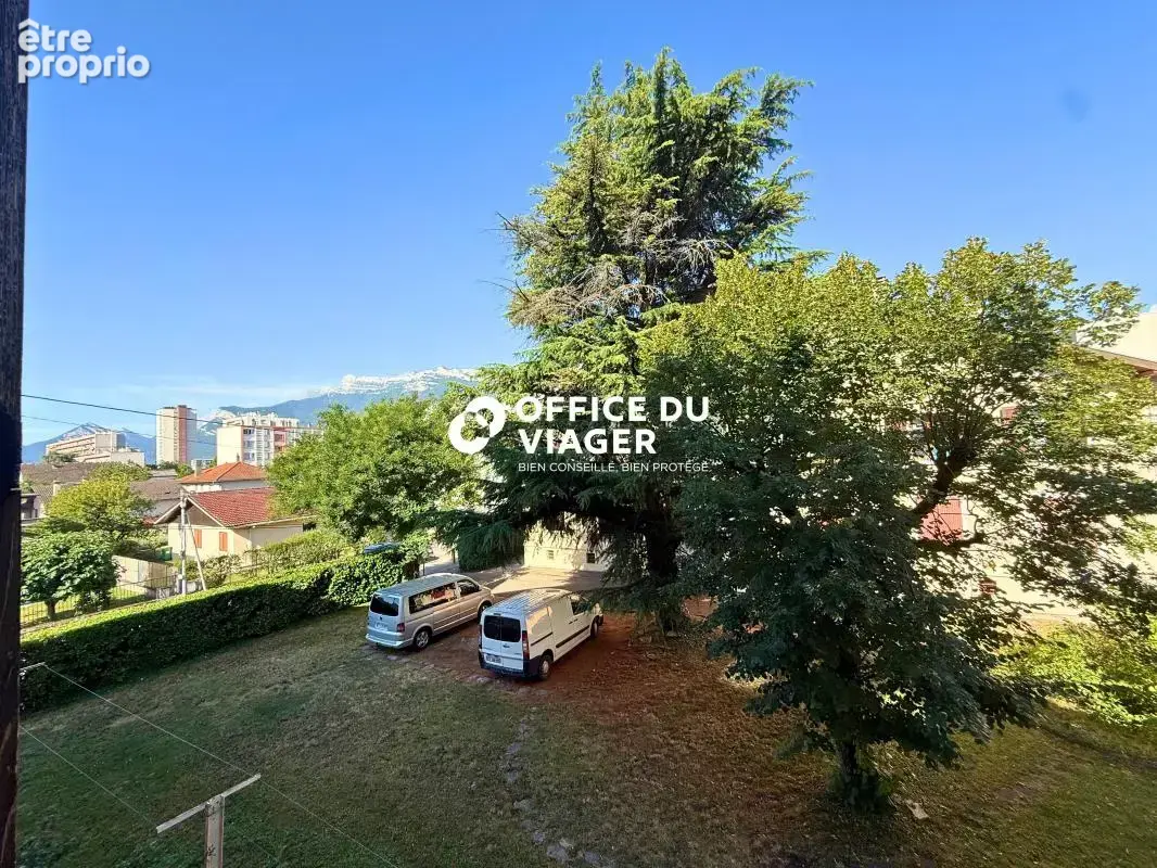 Appartement- 4 pièces - 75 m² - photo 11