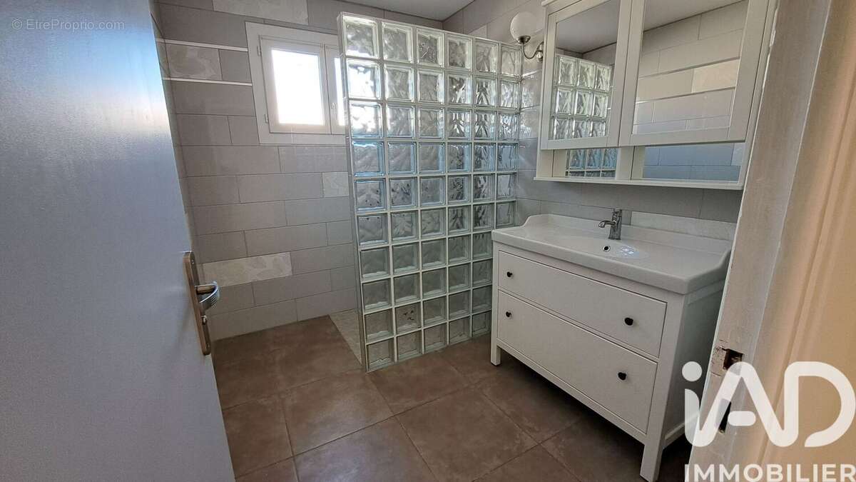 Photo 6 - Maison à BAGNOLS-SUR-CEZE