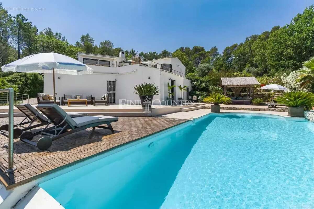 Vente Villa Tourrettes avec vue panoramique - photo 6