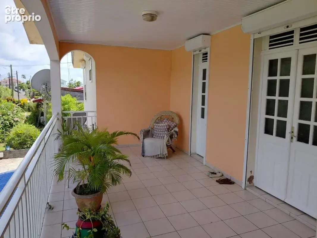 Immeuble de rapport – Quartier Morne Laurent-Tivoli – Fort de France - photo 5