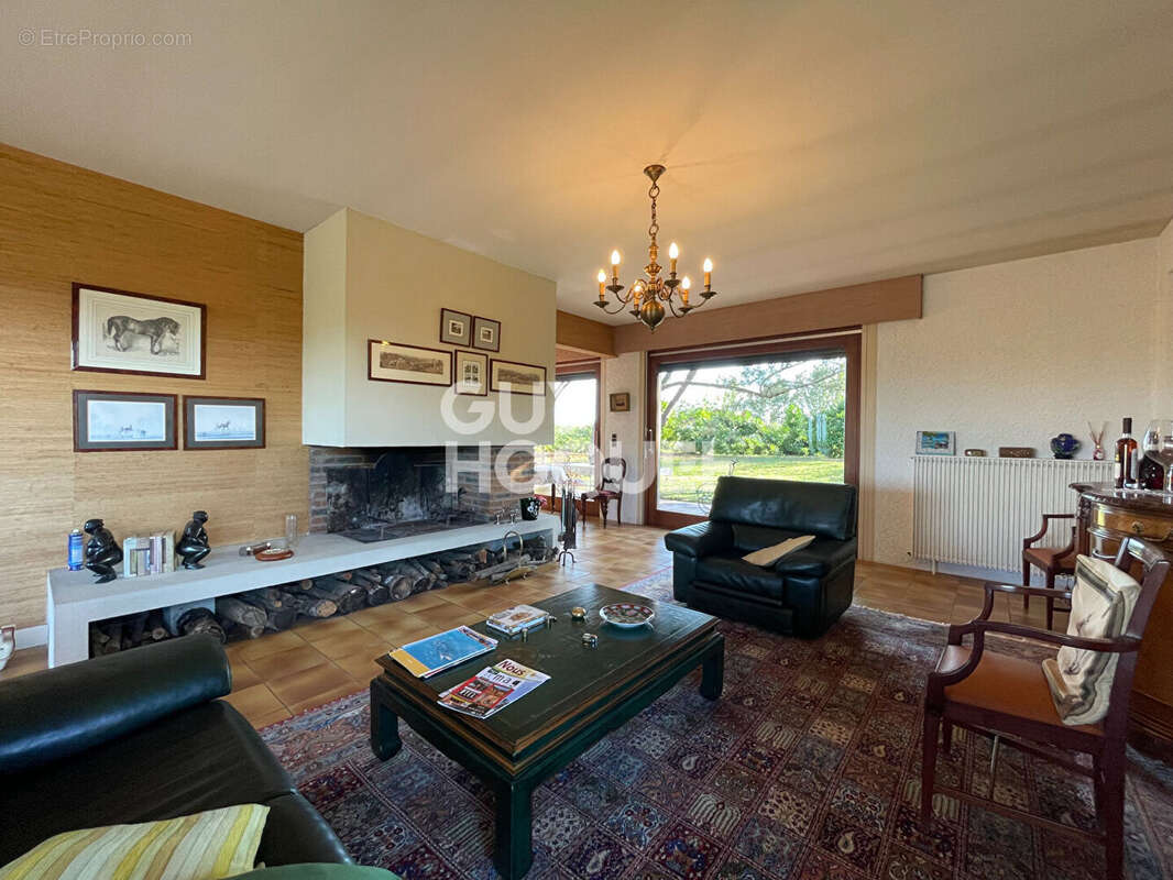 Maison à SAINT-SEVER