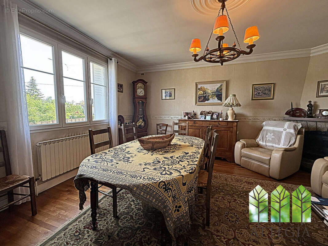 Maison 128 m² à Bonnat  - photo 8