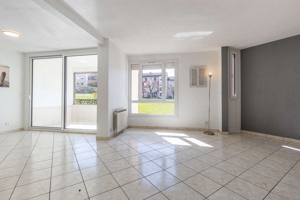 Appartement à MEYTHET
