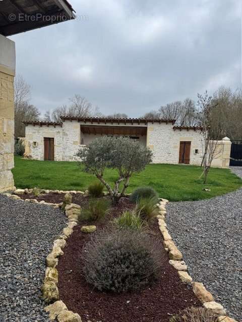 Maison à LES TOUCHES-DE-PERIGNY