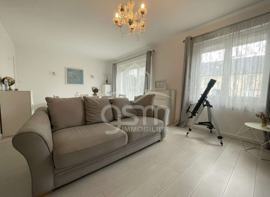 Maison 72 m² à Montbazon  - photo 2