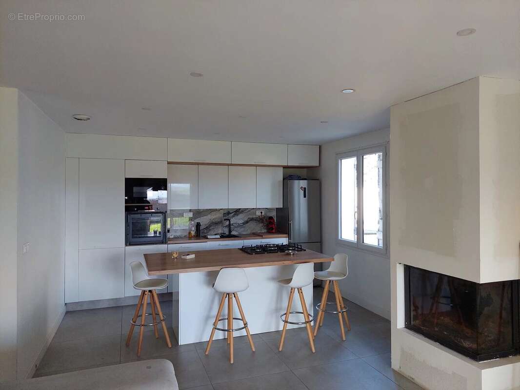 Maison à MARQUEFAVE