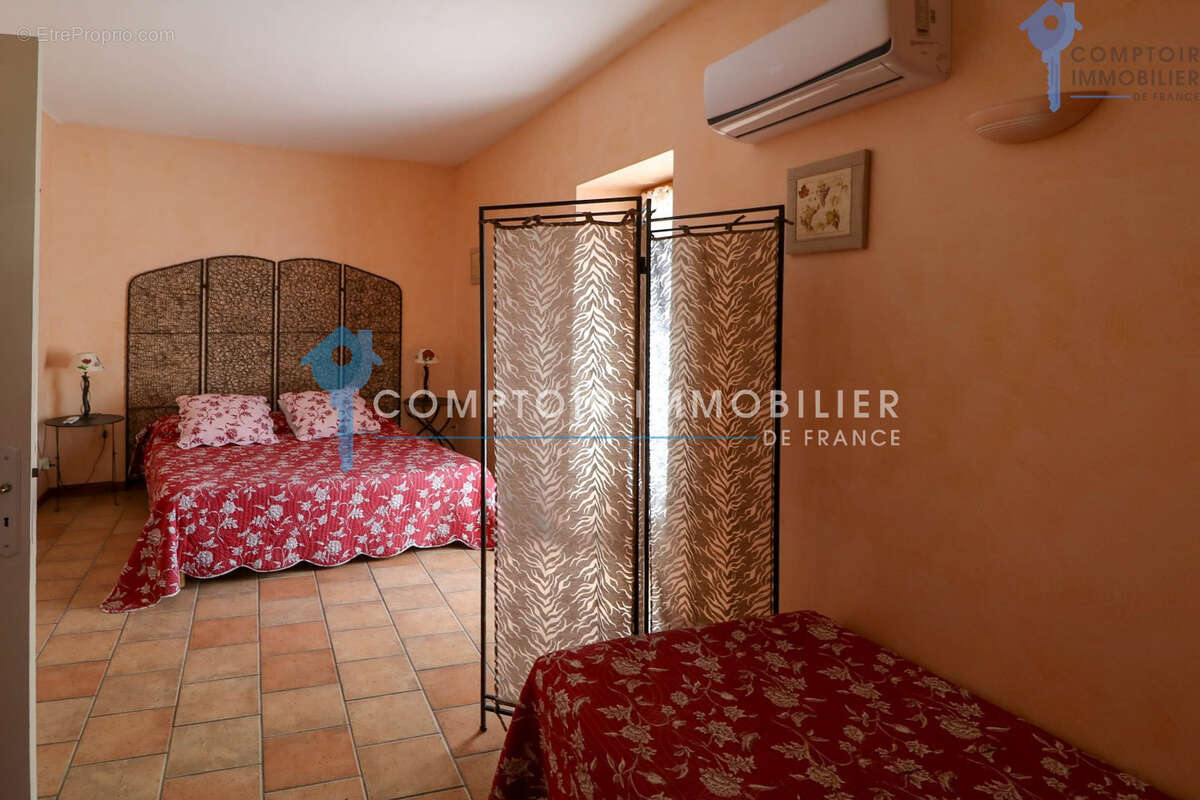 A Vendre GARD (30) - Grande propriété de charme avec piscine en périphérie d'Uzès - photo 13