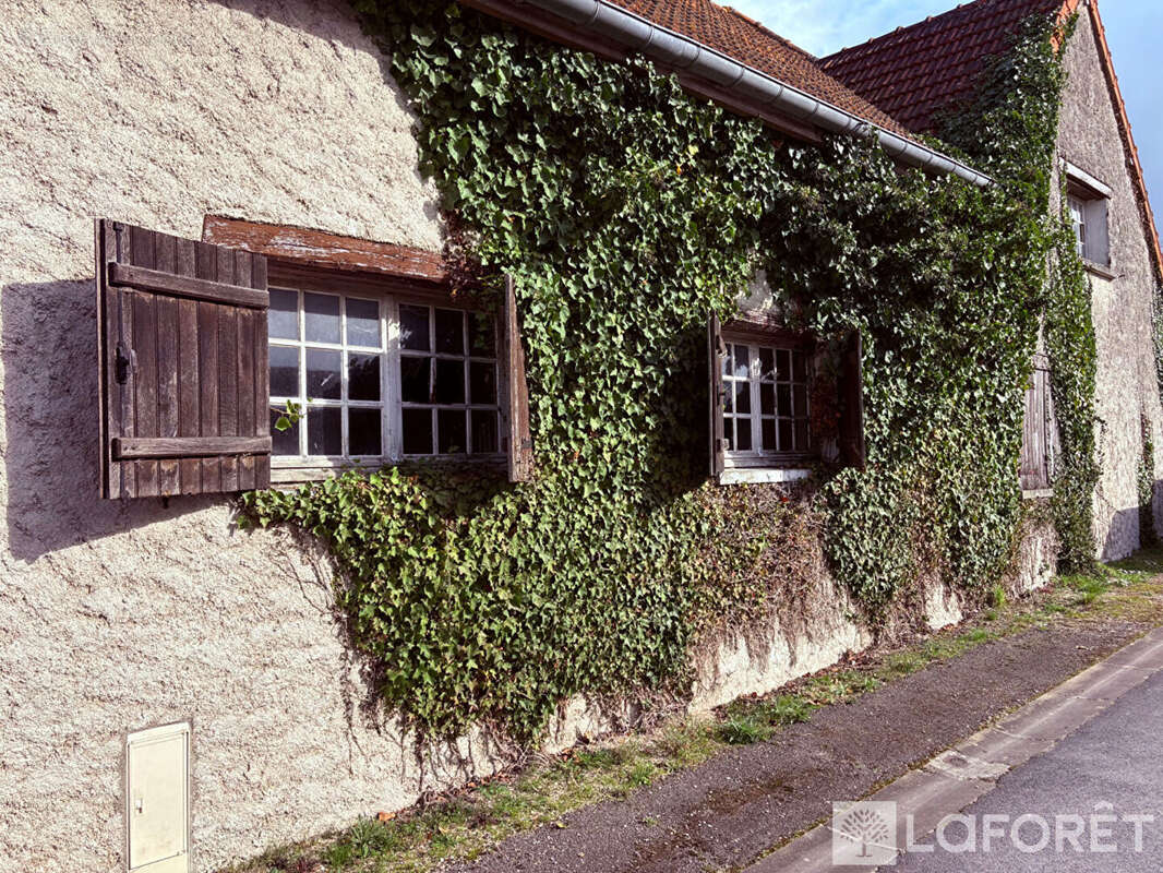 Maison à SARON-SUR-AUBE