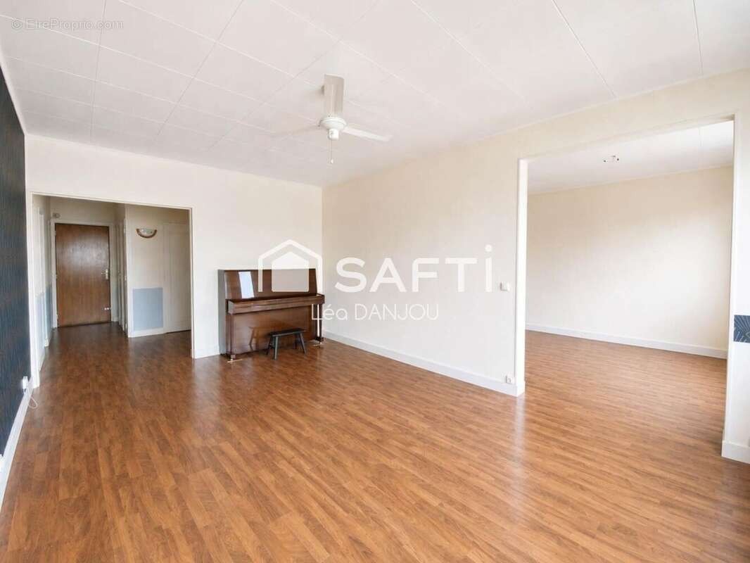 Photo 2 - Appartement à HEROUVILLE-SAINT-CLAIR