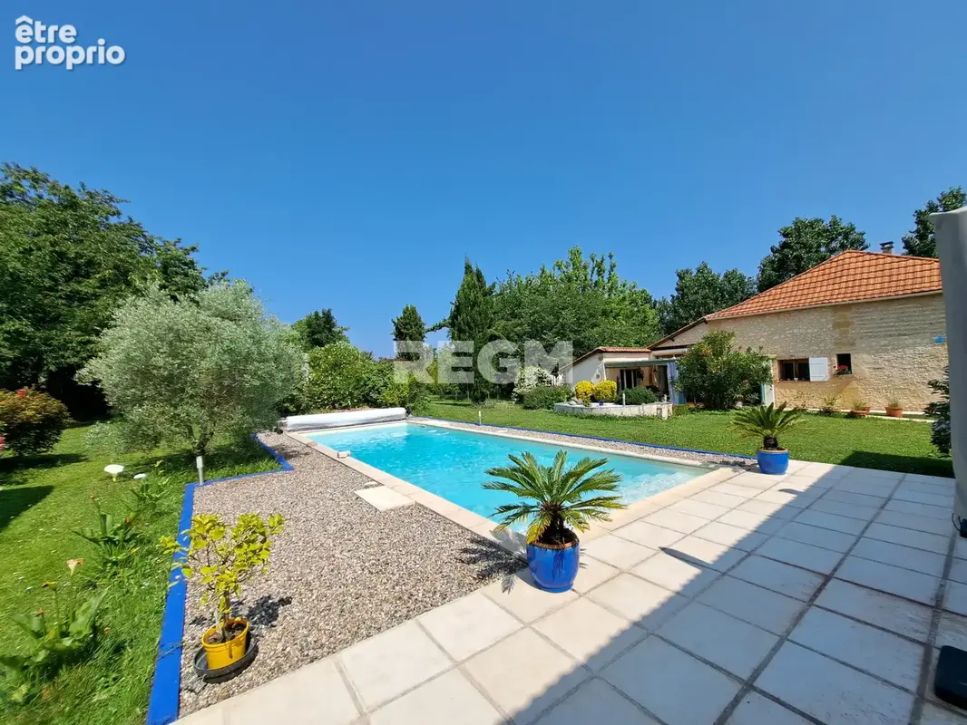 Maison en pierre  5 chambres voire +, à GARDONNE 264 m2 hab - photo 34