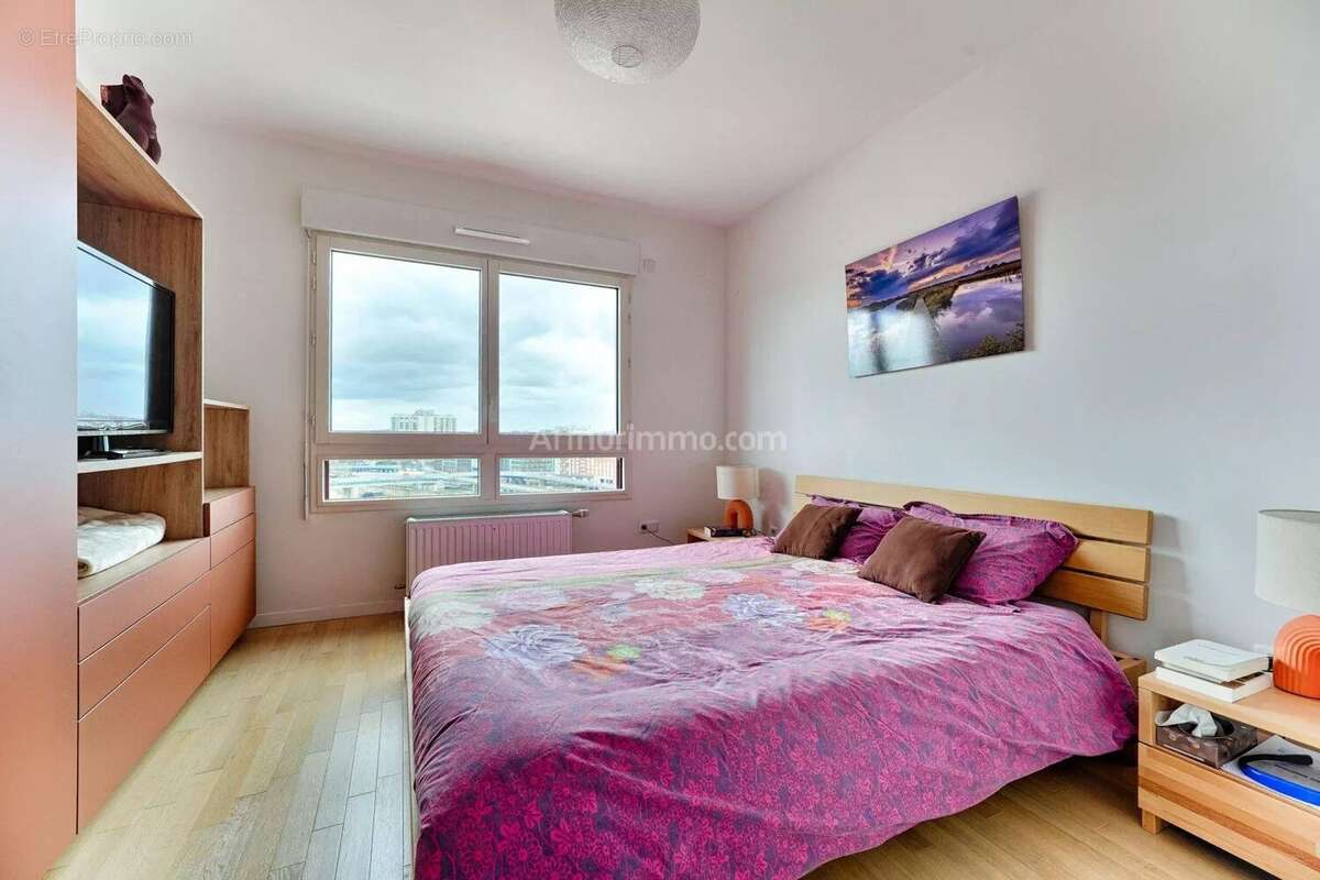 Appartement à IVRY-SUR-SEINE