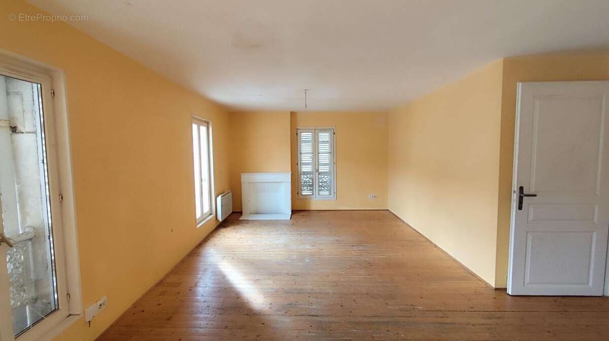 Photo 2 - Appartement à SAINT-JEAN-D'ANGELY