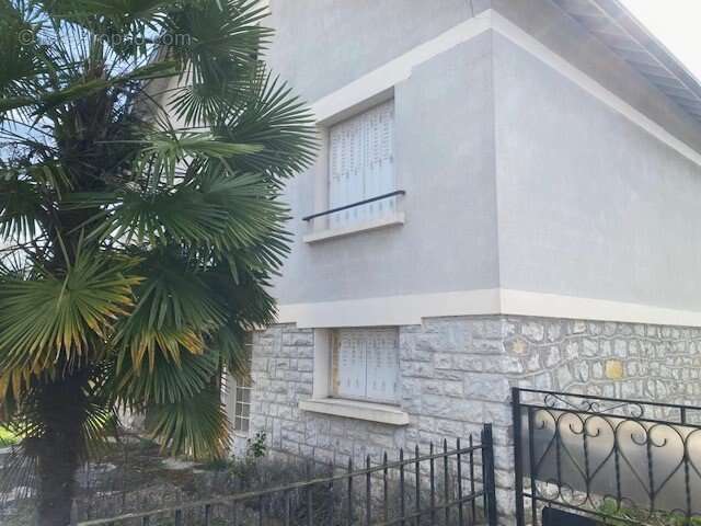 Maison à MALEMORT-SUR-CORREZE