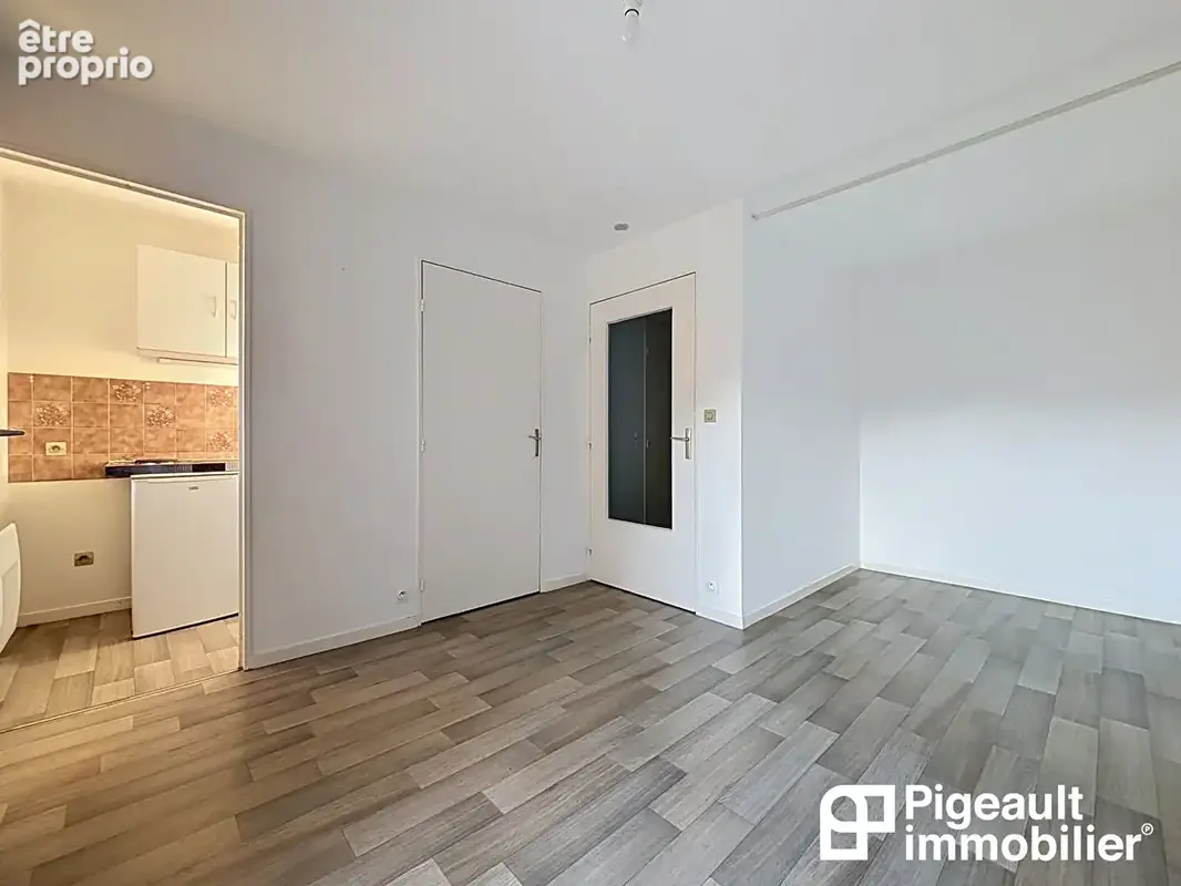 Studio à vendre - Rennes - Saint Hélier - Proche gare - Balcon - Parking - photo 7