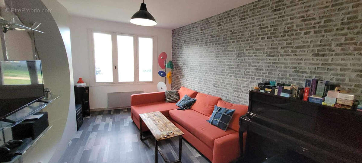 Maison à SAINT-FORT-SUR-GIRONDE