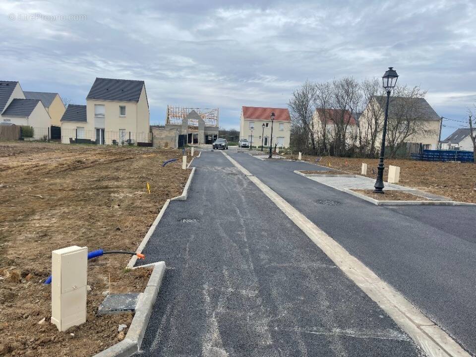 Terrain à TOURNAN-EN-BRIE