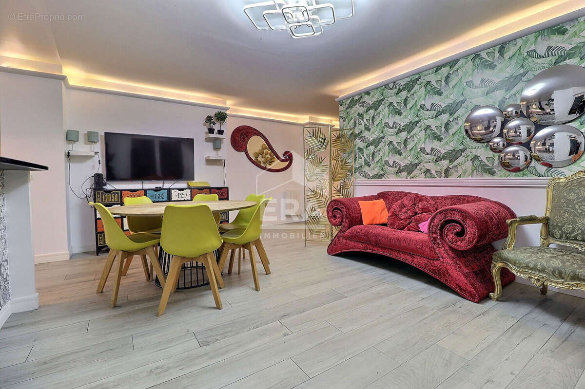 Appartement à SAINT-DENIS