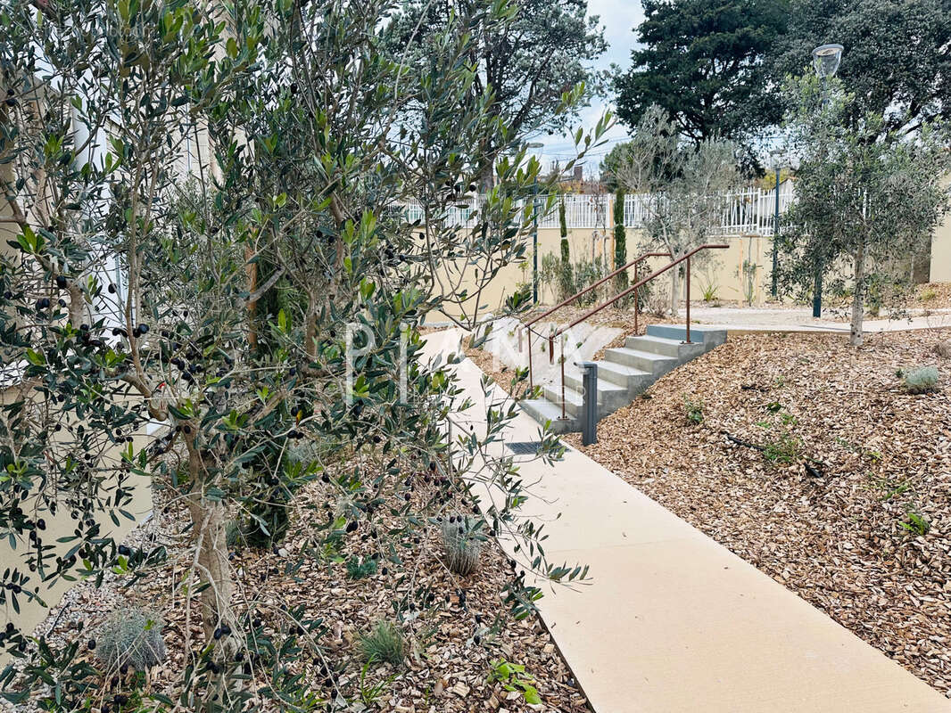 Appartement à LANCON-PROVENCE