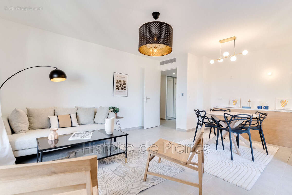 Appartement à GRIMAUD