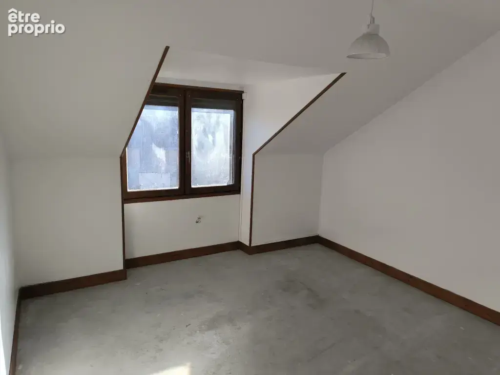 Maison indépendante 5 chambres et 2760 m2 de jardin - photo 13
