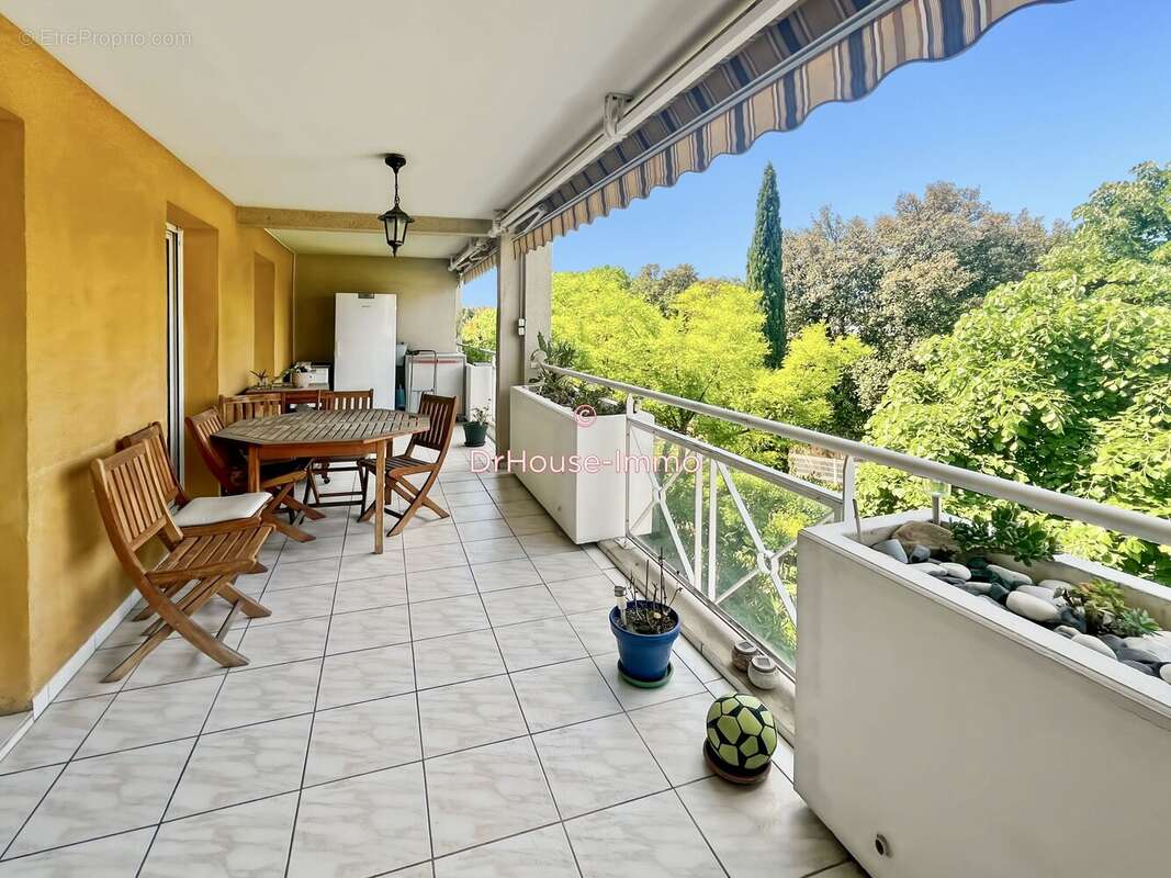 Appartement à MARSEILLE-12E