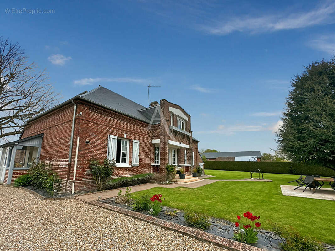 Maison à ETREPAGNY