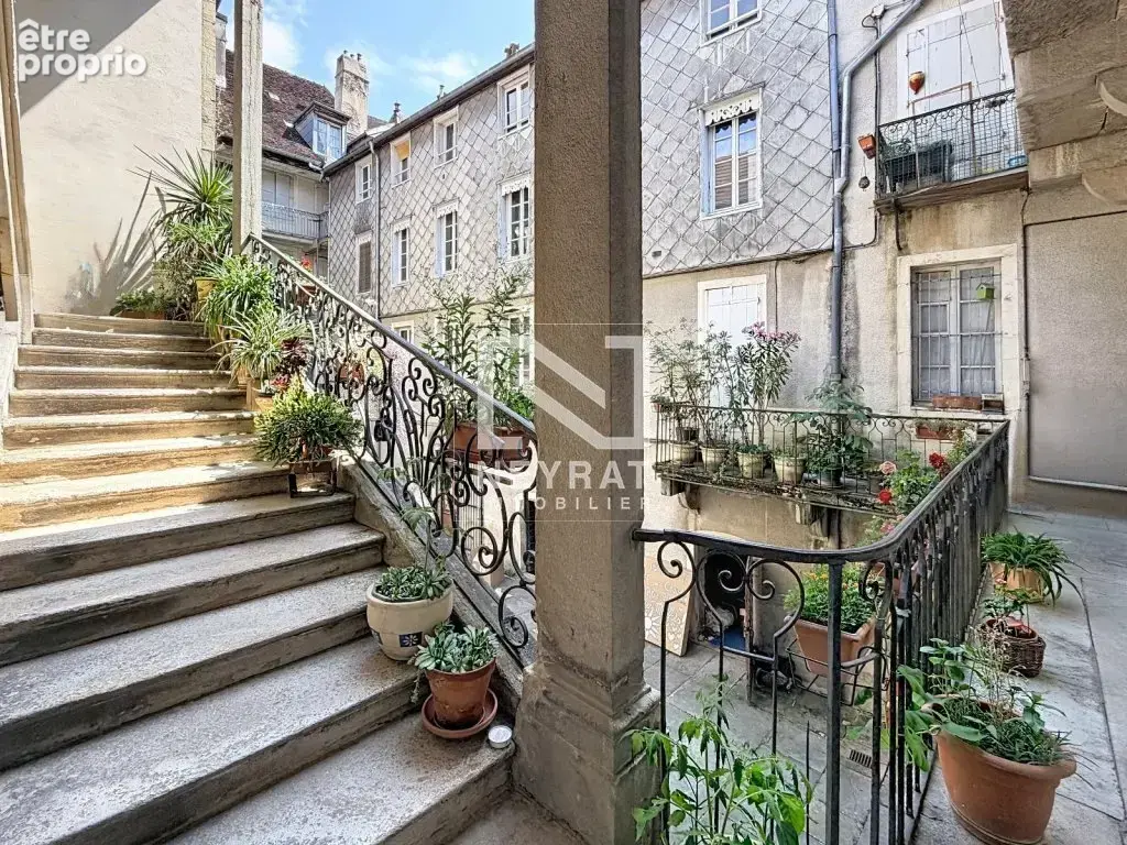 Immeuble de caractère - photo 6