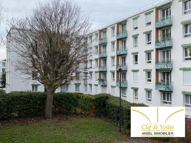 Appartement à RUEIL-MALMAISON