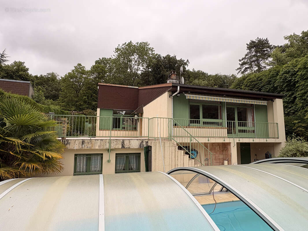 Maison à MERU