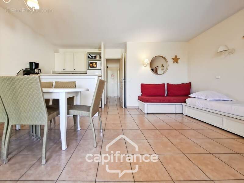 Investissement locatif appartement 3 pieces 42 m2 en angle   au 1er étage place de parking  sur le domaine de pont royal - photo 8