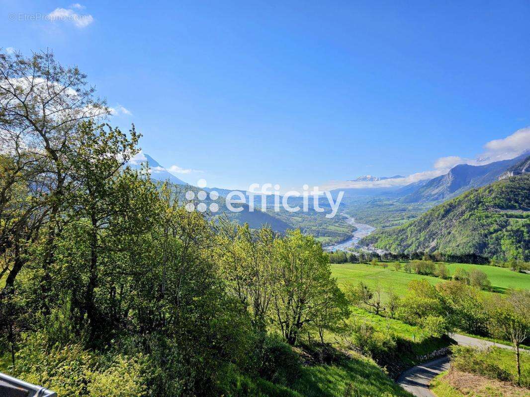 Maison à ASPRES-LES-CORPS