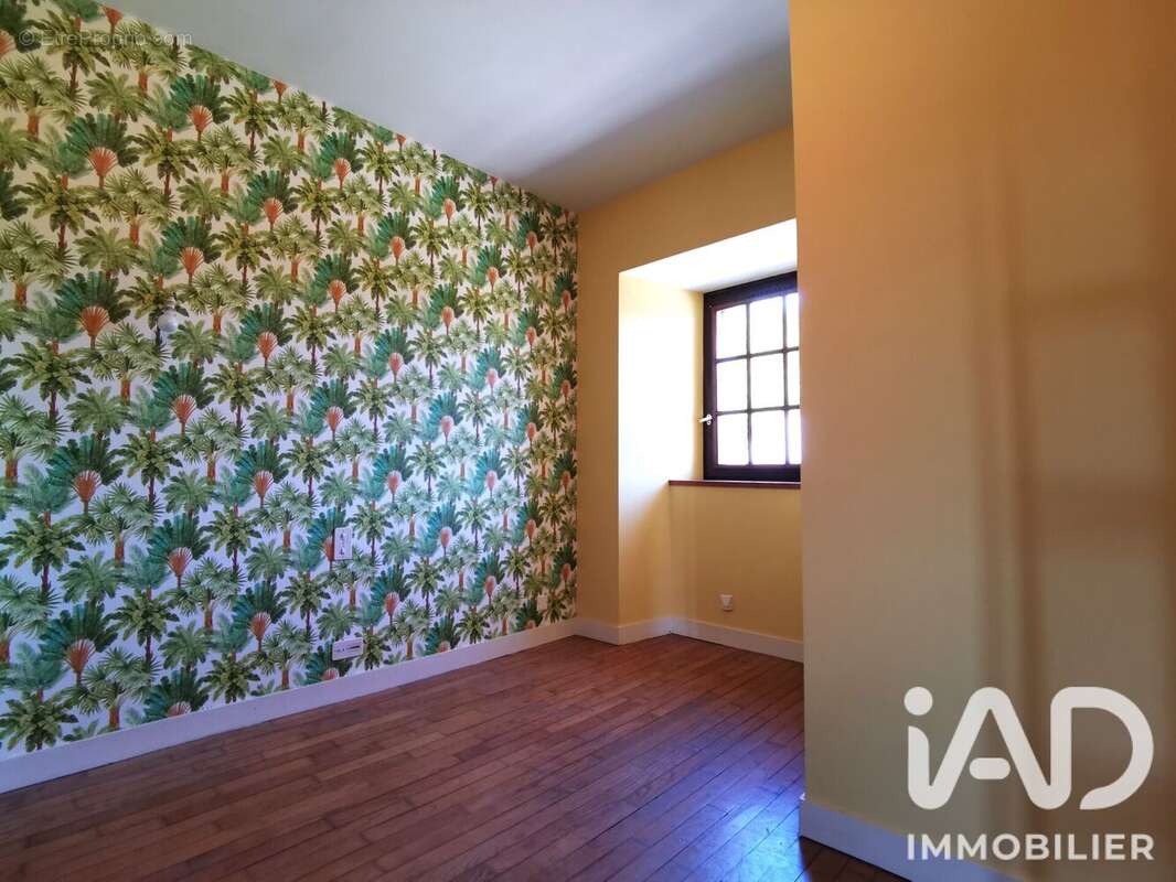 Maison 100 m² à La Selle-En-Cogles  - photo 5
